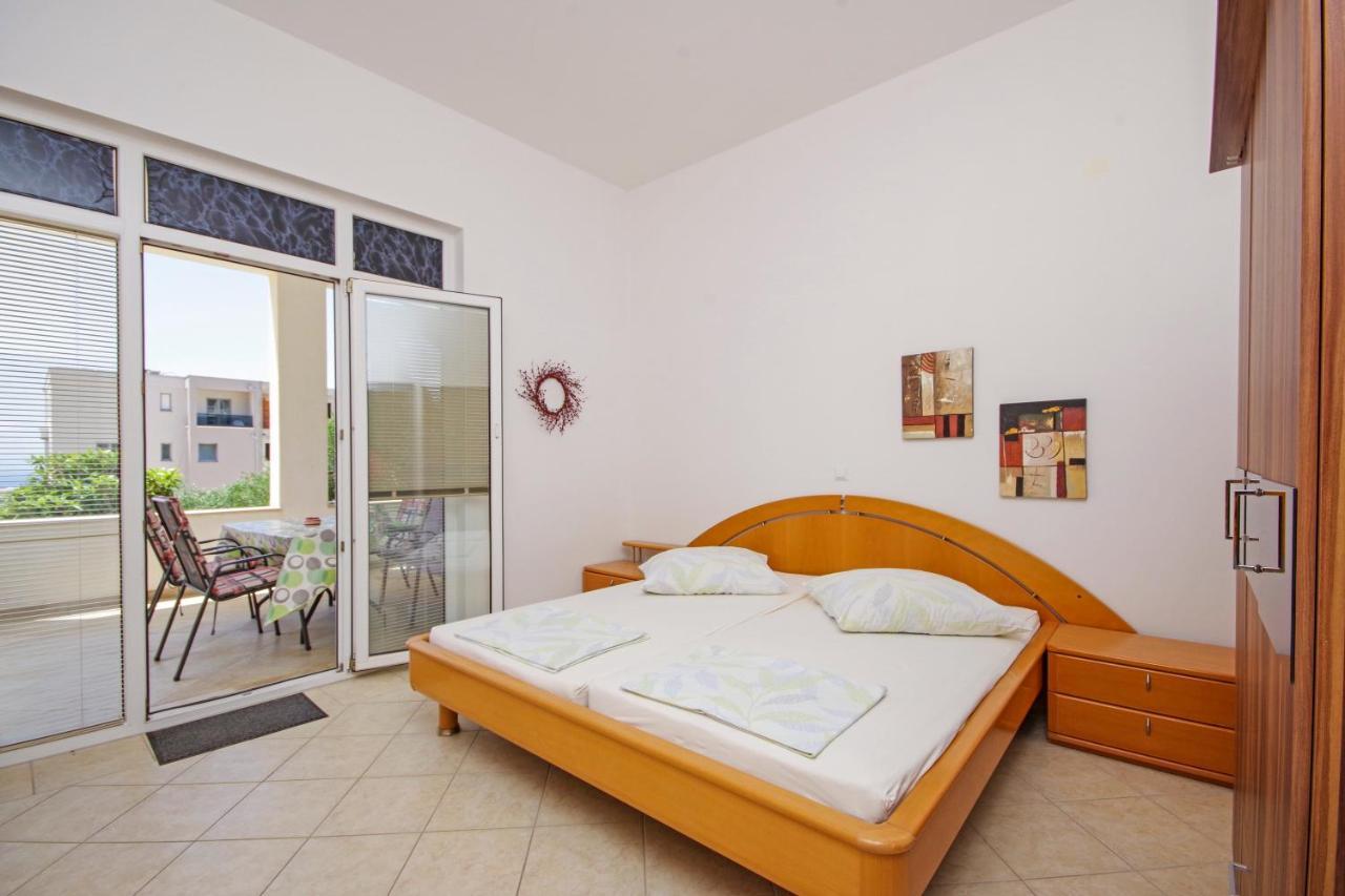 Matanovi Dvori Md Apartments Makarska Exterior foto